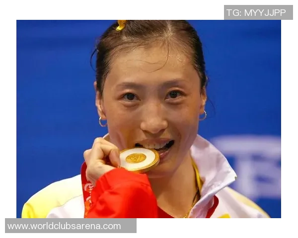 张宁的奋斗历程与成就探讨：从普通学生到行业领军人物的成长之路